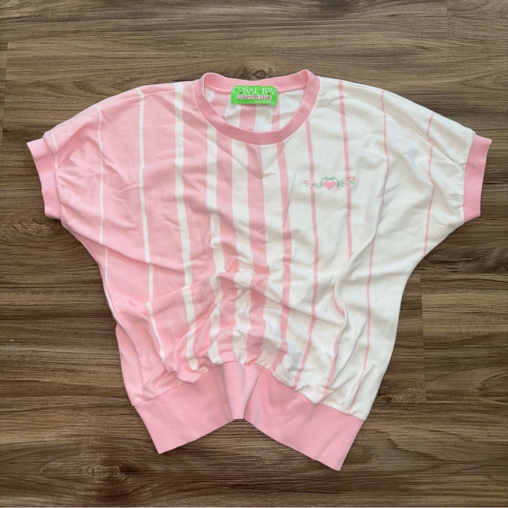 Rare Vintage Coral Bay Country Club Tee | Timeless Golf Style